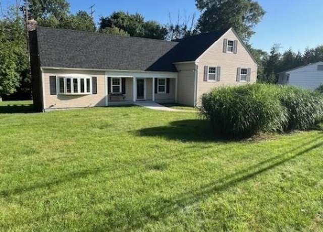 Property at 326 Central Ave, West Caldwell Twp., NJ 07006-6526, 4 beds, 2.5 baths