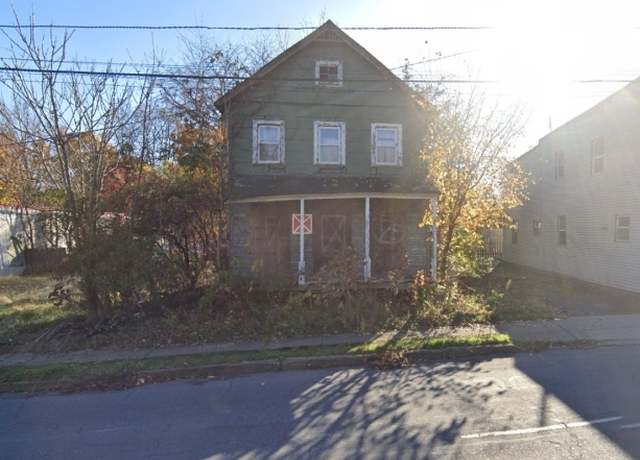 Property at 106 Veterans Memorial D, Somerville Boro, NJ 08876-2911, 3 beds, 1 bath