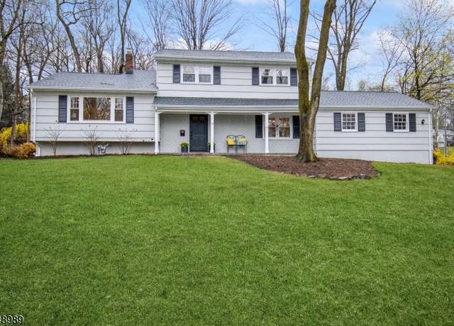 Property at 19 Hathaway Dr, New Providence Boro, NJ 07974-1632, 4 beds, 2.5 baths