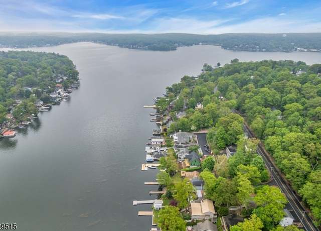 Property at 413B Lakeside Blvd, Hopatcong Boro, NJ 07843-1621, 3 beds, 2 baths