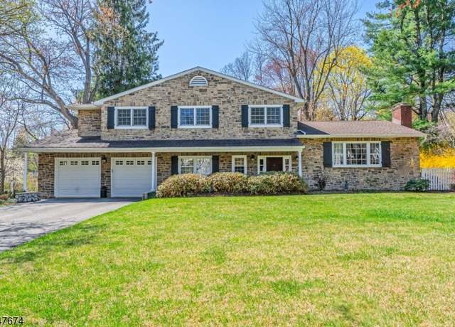 Property at 7 Drake Rd, Mendham Boro, NJ 07945-1805, 6 beds, 4 baths