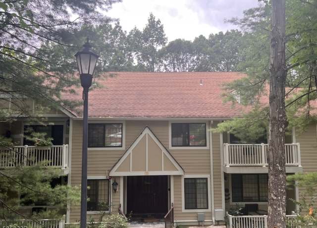 Property at 7J Foxwood Dr Unit j, Morris Plains Boro, NJ 07950-2622, 1 bed, 1 bath