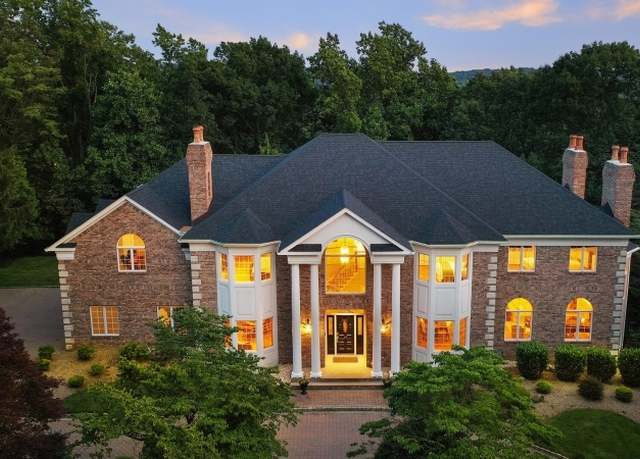 Property at 24 Glenview Dr, Warren Twp., NJ 07059-5484, 5 beds, 5.5 baths