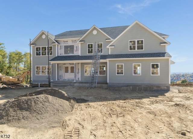 Property at 4 Spring Ct, Lopatcong Twp., NJ 08865-2176, 5 beds, 4 baths