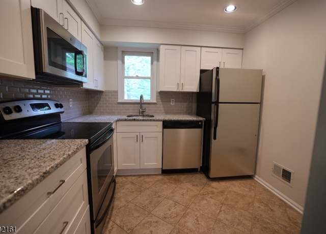 Property at 203 Jamestown Rd, Bernards Twp., NJ 07920-3056, 1 bed, 1 bath