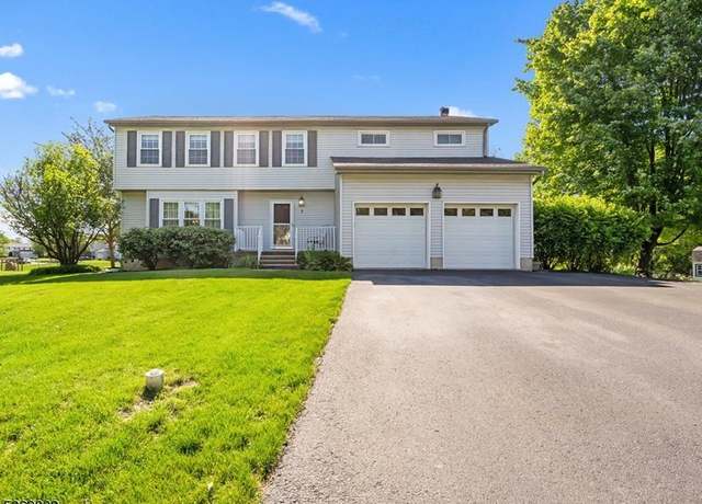 Property at 5 Portsmouth Ct, Raritan Twp., NJ 08822-1884, 4 beds, 2.5 baths