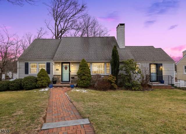 Property at 1063 Sunny Slope Dr, Mountainside Boro, NJ 07092-2133, 4 beds, 2 baths