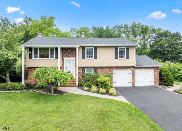 Property at 39 Fox Chase Run, Hillsborough Twp., NJ 08844-2134, 4 beds, 2.5 baths