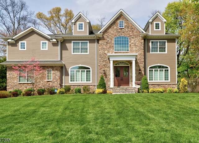 Property at 127 Edgewood Dr, Florham Park Boro, NJ 07932-2532, 7 beds, 6.5 baths