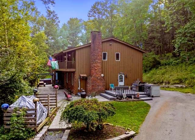 Property at 194 Route 94, Blairstown Twp., NJ 07832-2763, 4 beds, 3 baths