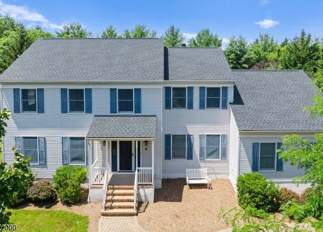 Property at 6 Matrick Ct, Hillsborough Twp., NJ 08844-2267, 4 beds, 2.5 baths