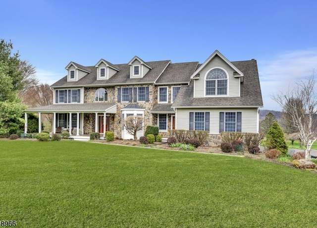 Property at 2 Elaine Ct, Washington Twp., NJ 07830-3554, 5 beds, 4 baths