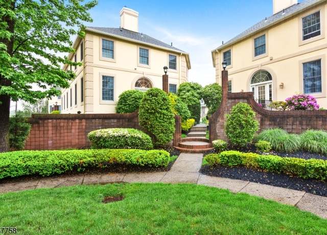 Property at 8 Sevell Cir #8, Clark Twp., NJ 07066-2240, 2 beds, 2.5 baths