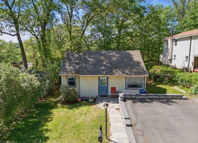 Property at 4 Erie Ave, Rockaway Twp., NJ 07866-1118, 2 beds, 1 bath