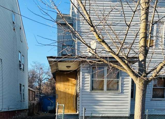Property at 24-26 Bergen St, Paterson City, NJ 07522-1816, 8 beds, 3 baths