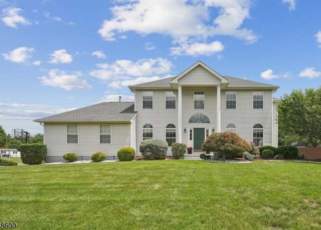 Property at 24 Gunther Loop, Franklin Twp., NJ 08873-7355, 4 beds, 2.5 baths