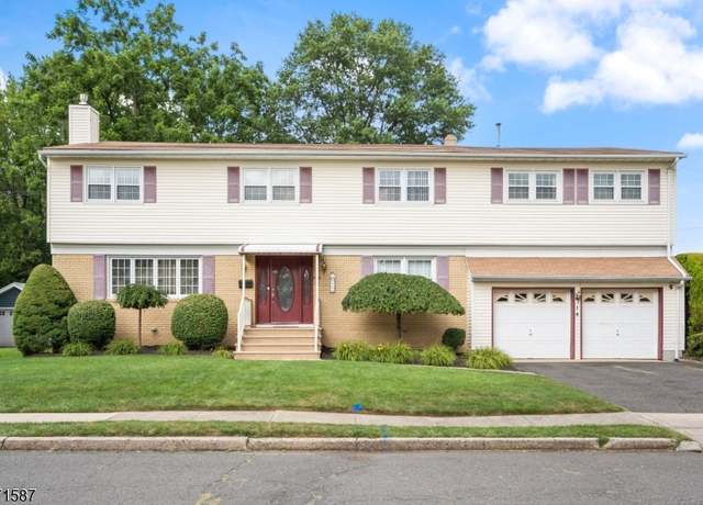Property at 14 Windsor Pl, Cranford Twp., NJ 07016-2028, 7 beds, 3 baths
