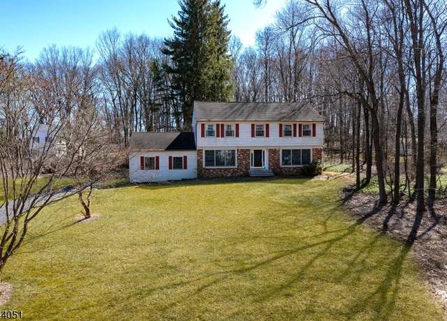 Property at 14 Doby Rd, Randolph Twp., NJ 07945-2121, 4 beds, 2.5 baths