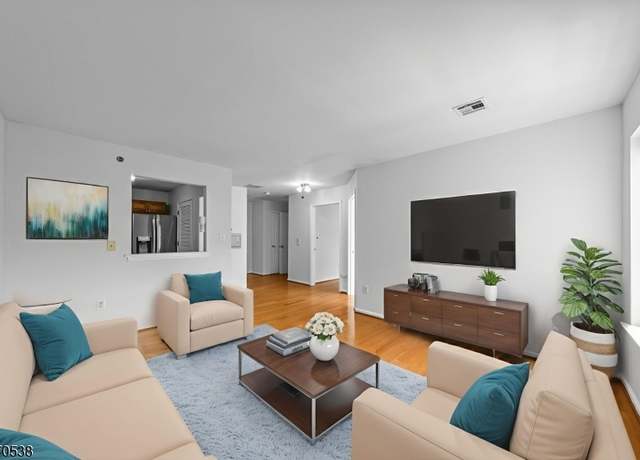 Property at 901 Stuyvesant Ave #311, Union Twp., NJ 07083-6955, 2 beds, 2 baths