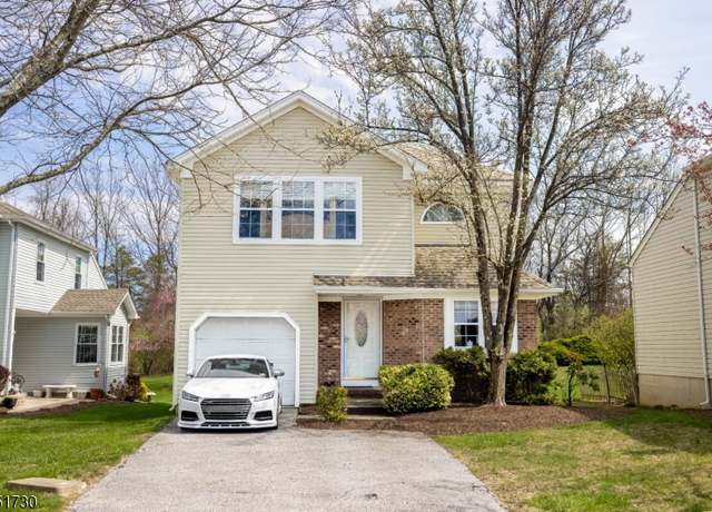 Property at 20 Mountain View Ct, Hardyston Twp., NJ 07419-2414, 3 beds, 2.5 baths