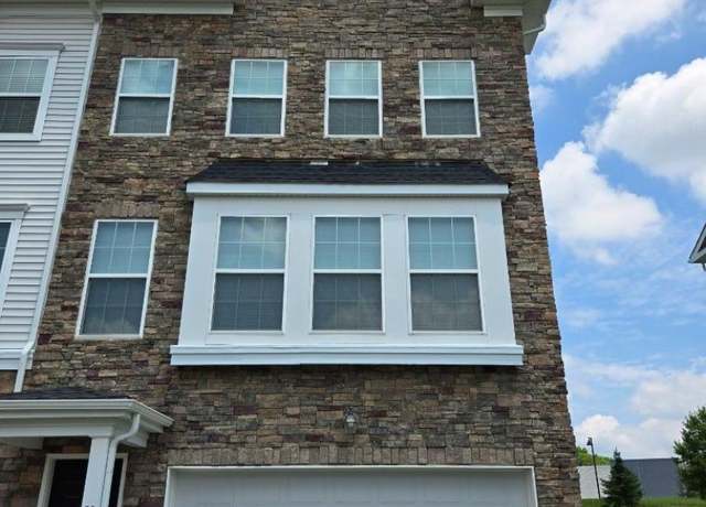 Property at 20 Gerhard Pl, Morris Twp., NJ 07960, 3 beds, 3.5 baths