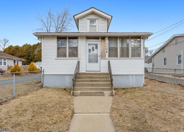 Property at 154 Sand Shore Rd, Mount Olive Twp., NJ 07828-1510, 3 beds, 1 bath