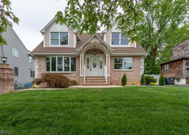Property at 1673 Raritan Rd, Clark Twp., NJ 07066-1228, 6 beds, 4 baths