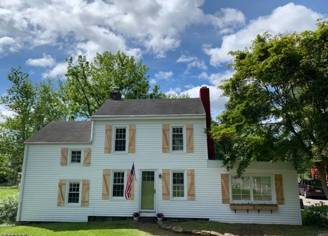 Property at 89 Leffler Hill Rd, Raritan Twp., NJ 08822-2614, 3 beds, 1.5 baths