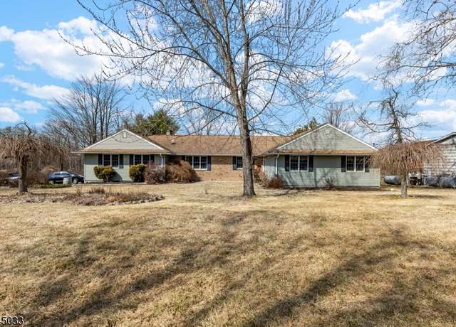 Property at 48 Kishpaugh Rd, Blairstown Twp., NJ 07825-9345, 4 beds, 4.5 baths