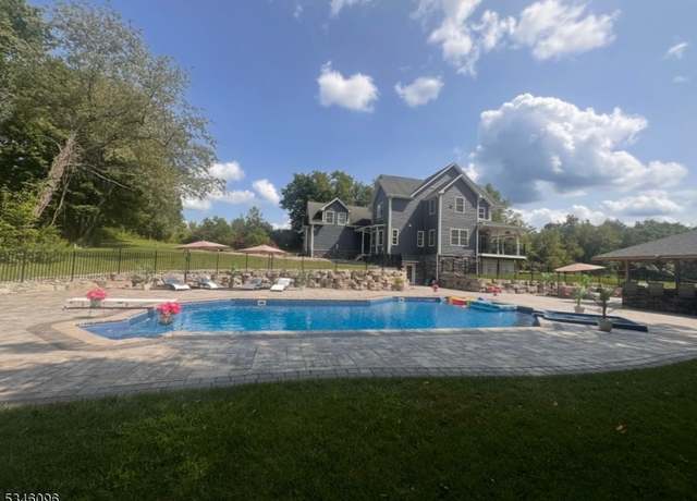 Property at 17 Mt Salem Rd, Wantage Twp., NJ 07461-3811, 5 beds, 6.5 baths