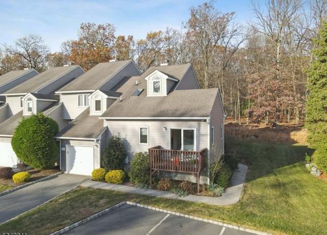 Property at 9 Lapis Cir, West Orange Twp., NJ 07052-2157, 3 beds, 2.5 baths