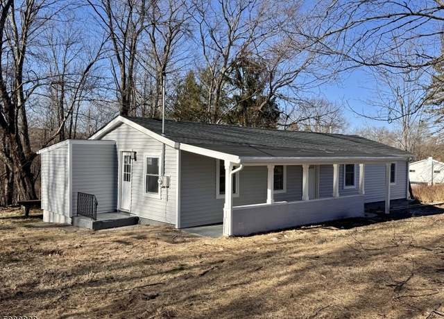 Property at 54 Coykendall Rd, Wantage Twp., NJ 07461-3012, 3 beds, 2 baths