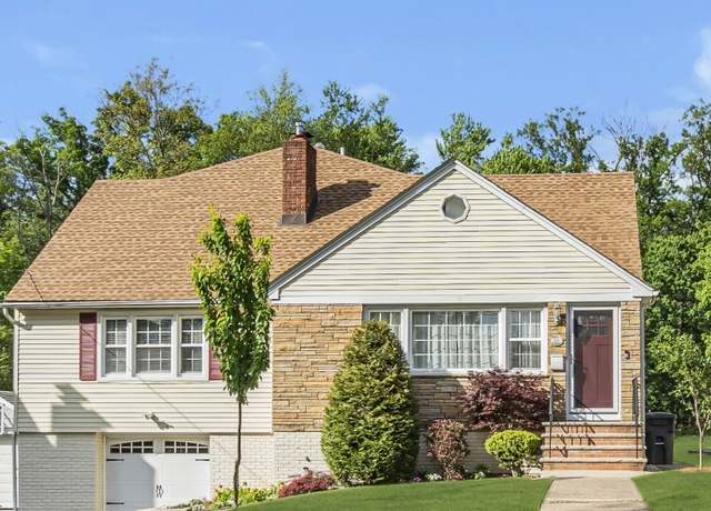 Property at 25 Glenview Rd, North Caldwell Boro, NJ 07006-3917, 6 beds, 3.5 baths