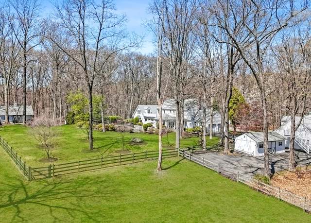 Property at 8 Craig Rd, Clinton Twp., NJ 08801-3006, 4 beds, 2.5 baths