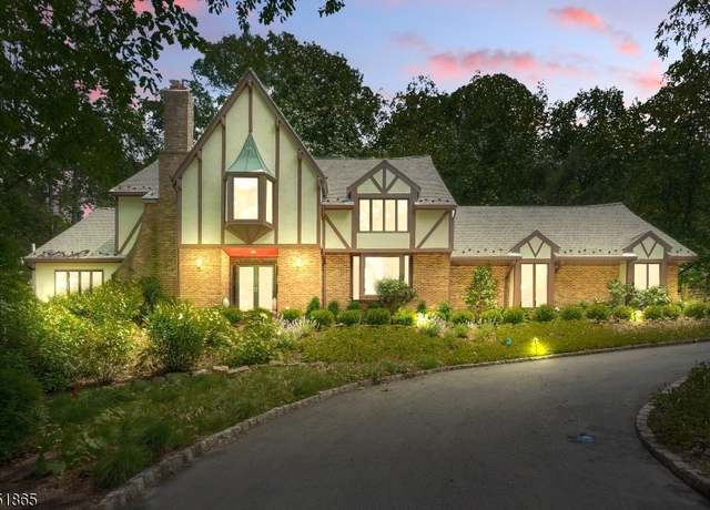 Property at 70 Friar Ln, Watchung Boro, NJ 07069-6132, 5 beds, 4 baths
