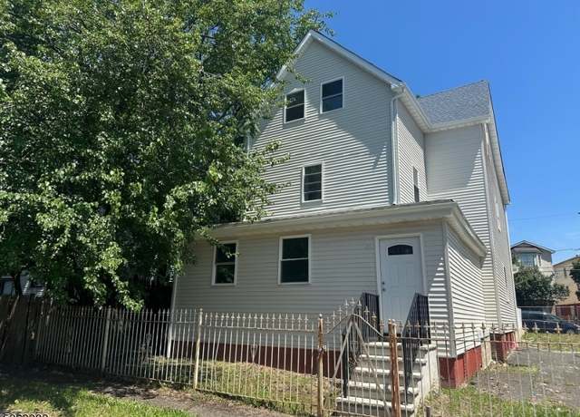 Property at 82 Montgomery Ave, Newark City, NJ 07108-1125, 8 beds, 3 baths