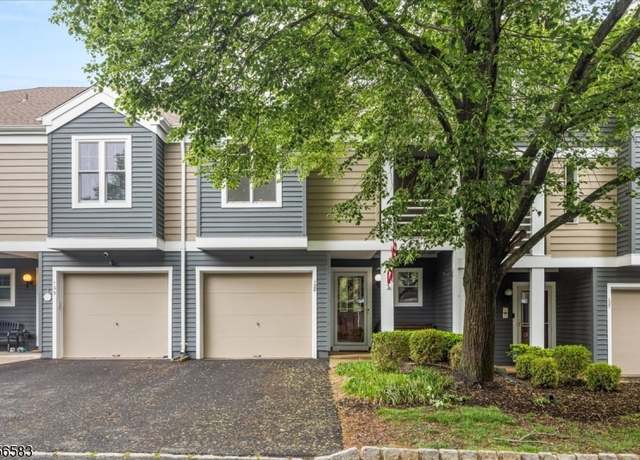 Property at 128 Bonney Ct, Bridgewater Twp., NJ 08807-2088, 2 beds, 1.5 baths