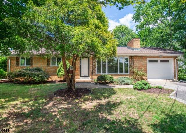 Property at 1087 Ratzer Rd, Wayne Twp., NJ 07470-3305, 3 beds, 2 baths