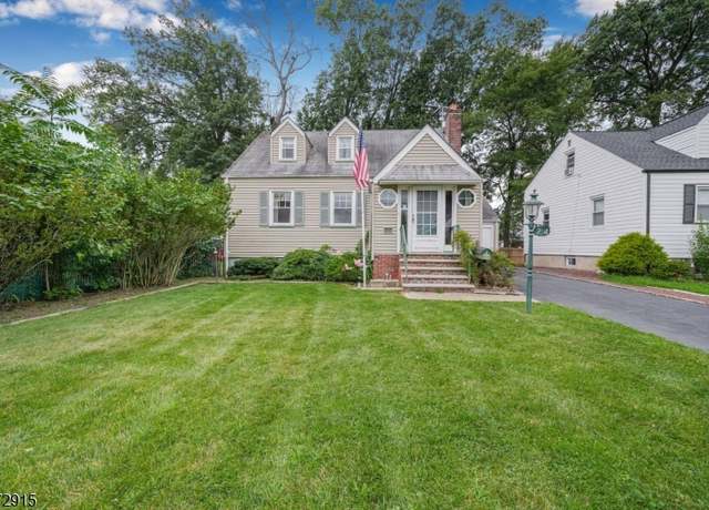 Property at 204 Hoover Pl, Union Twp., NJ 07083-6716, 3 beds, 1 bath
