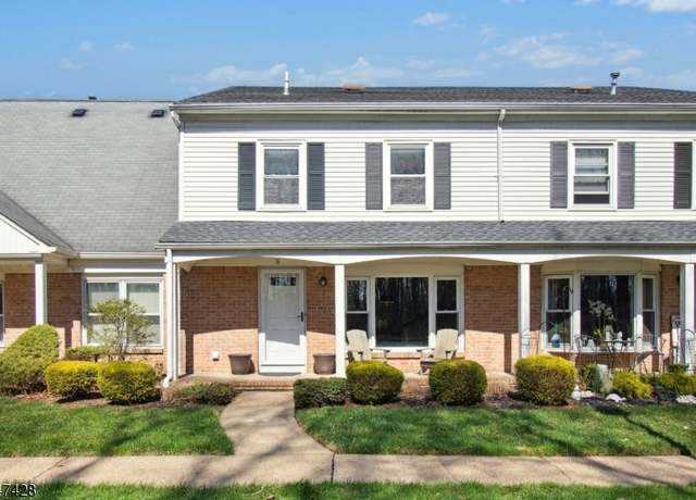 Property at 11 Maddaket Vlg, Scotch Plains Twp., NJ 07076-3136, 2 beds, 2.5 baths
