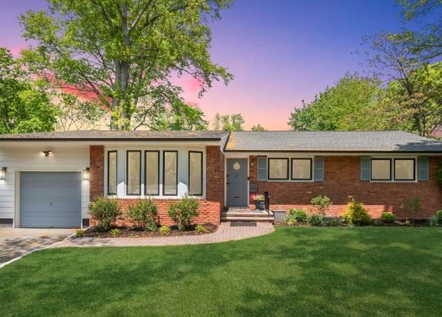 Property at 412 Parkside Rd, Plainfield City, NJ 07060-2848, 2 beds, 3.5 baths