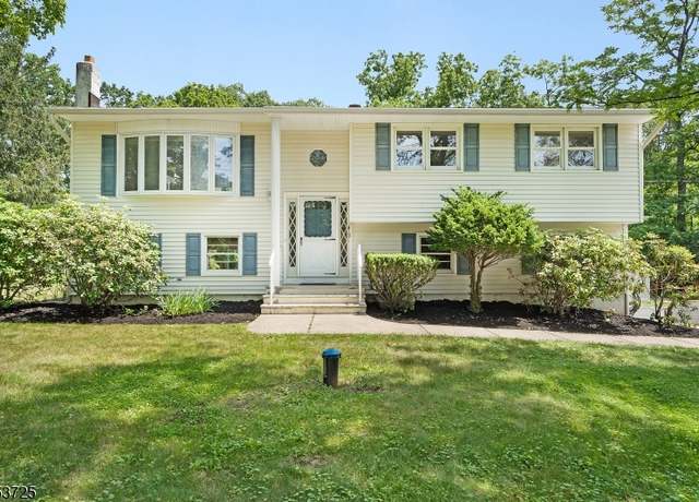Property at 75 Morristown Rd, Long Hill Twp., NJ 07933-1501, 3 beds, 2 baths
