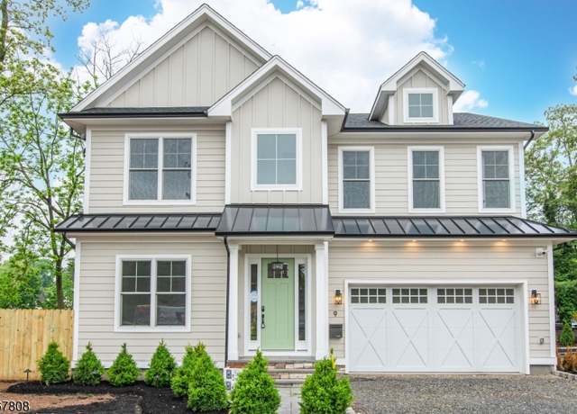 Property at 9 Tulip St, Summit City, NJ 07901-2404, 5 beds, 4.5 baths