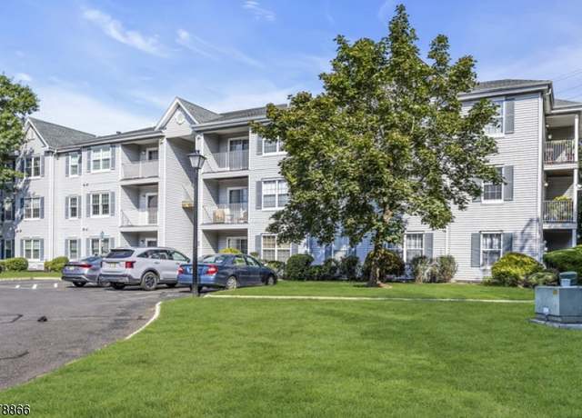 Property at 611 Stratford Pl #11, Bridgewater Twp., NJ 08805-2120, 2 beds, 2 baths