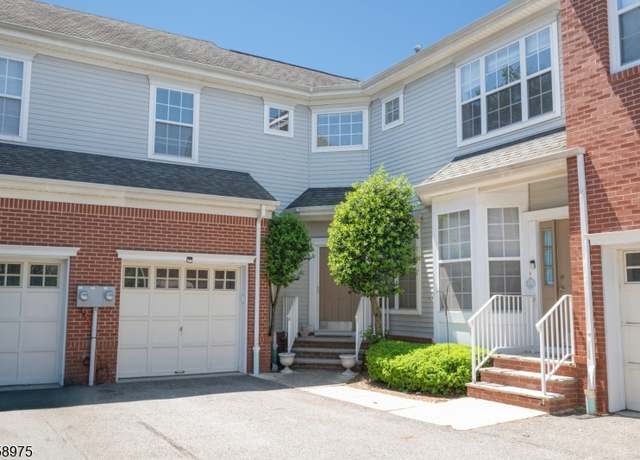 Property at 9 Gordon Cir, Parsippany-troy Hills Twp., NJ 07054-3413, 3 beds, 2.5 baths