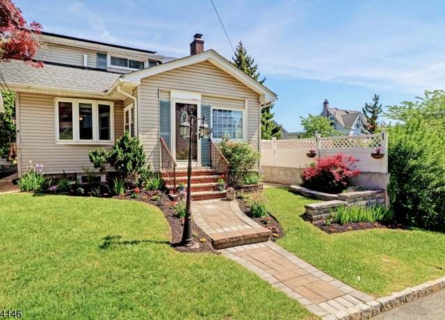 Property at 15 Parkside Ave, West Orange Twp., NJ 07052-5841, 3 beds, 2.5 baths