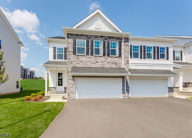Property at 19 Gladstone Ct, Hanover Twp., NJ 07981, 3 beds, 3.5 baths