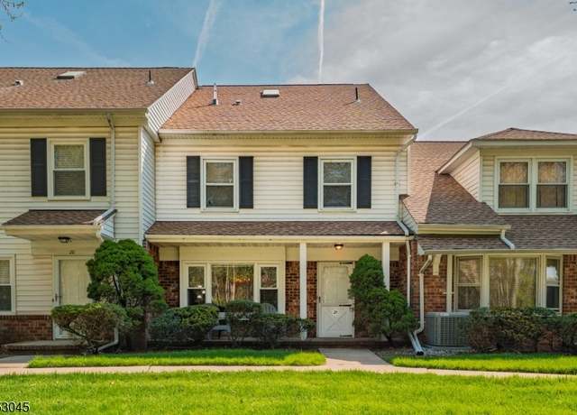 Property at 21 Harwich Village C7021, Scotch Plains Twp., NJ 07076-3165, 3 beds, 2.5 baths
