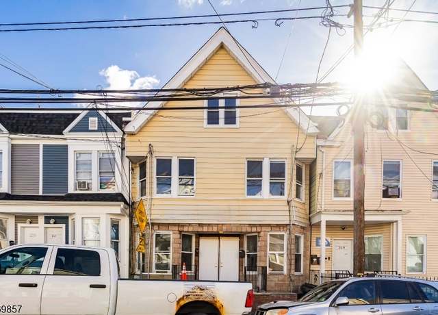 Property at 231 Garside St, Newark City, NJ 07104-2631, 6 beds, 5 baths