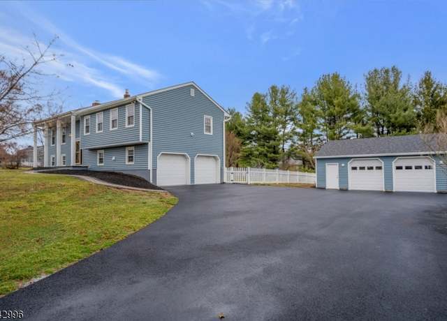 Property at 2 Van Pelt Dr, Readington Twp., NJ 08889-3902, 4 beds, 2.5 baths